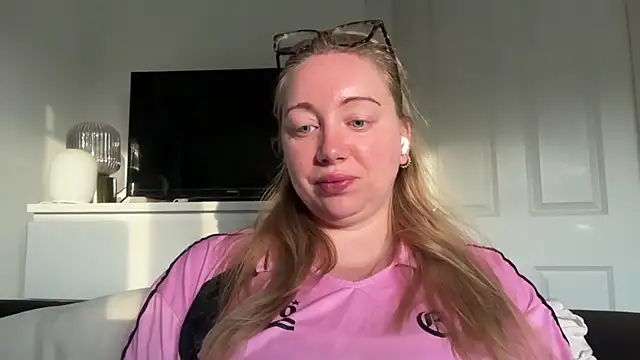 arielsweetieee online show from 06.15.26