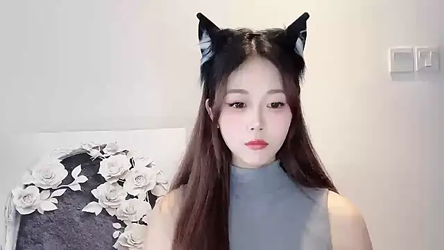 KiKi-011 online show from 05.13.26
