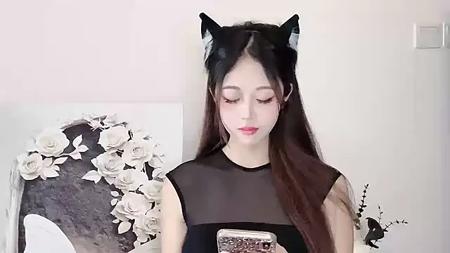 KiKi-011 online show from 05.21.26
