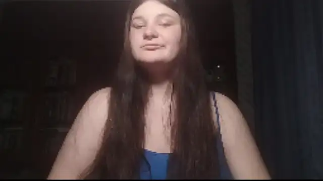 Snapshot of BeatriceMolands chatting on 04.19.26 BeatriceMolands online show from 04.19.26