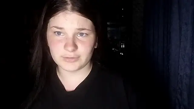 Snapshot of BeatriceMolands chatting on 05.25.26 BeatriceMolands online show from 05.25.26