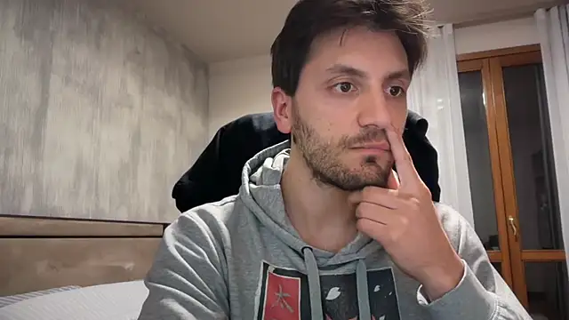 italianass94 online show from 04.22.26