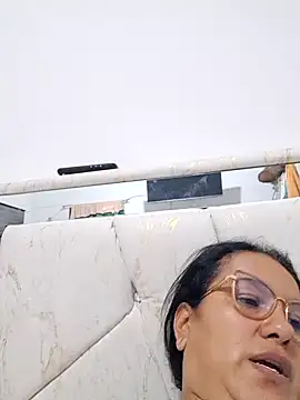 Snapshot of Samanta-42 chatting on 07.18.26 Samanta-42 online show from 07.18.26
