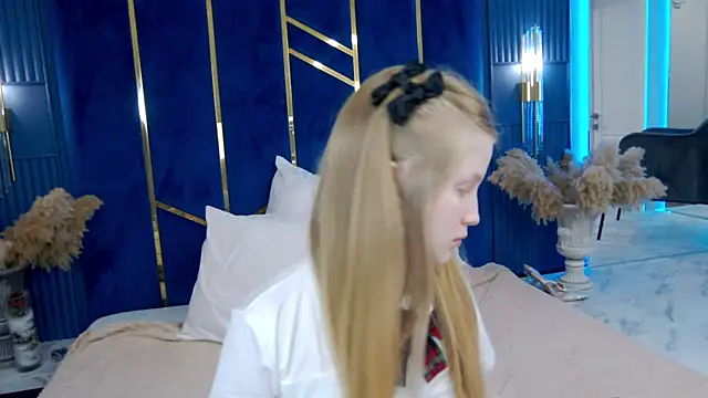 LilianHowards online show from 04.19.26