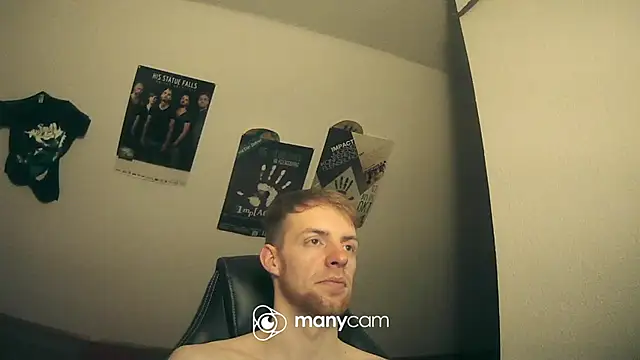 Snapshot of Milkyman7 chatting on 12.22.24 Milkyman7 online show from 12.22.24