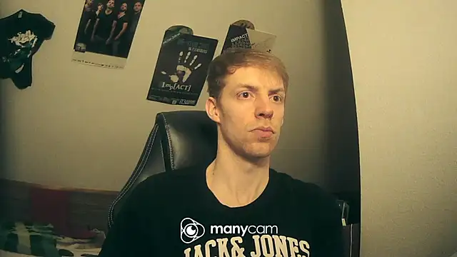 Snapshot of Milkyman7 chatting on 01.25.25 Milkyman7 online show from 01.25.25