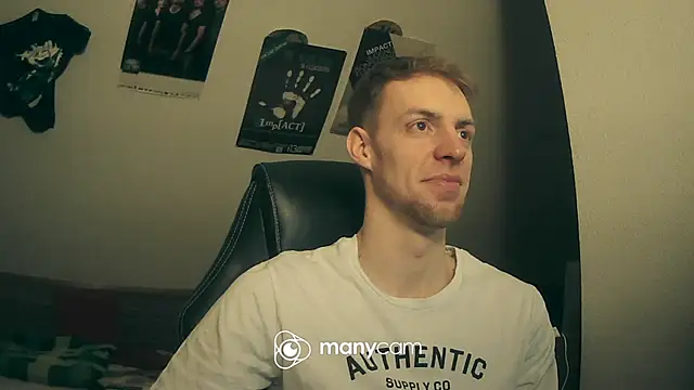 Snapshot of Milkyman7 chatting on 02.15.25 Milkyman7 online show from 02.15.25