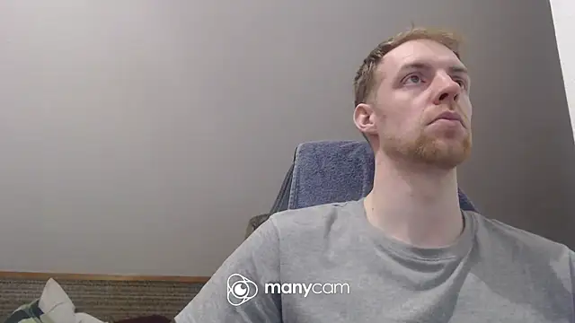 Snapshot of Milkyman7 chatting on 04.12.26 Milkyman7 online show from 04.12.26