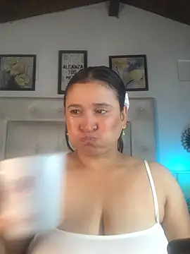 Snapshot of anastassiaa_57 chatting on 07.17.26 anastassiaa 57 online show from 07.17.26