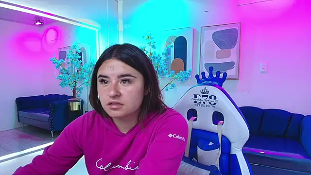 Anya Volke online show from 06.04.26