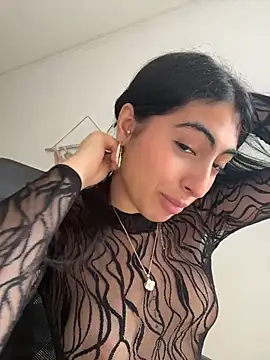 Snapshot of Lily_Rush chatting on 06.19.26 Lily Rush online show from 06.19.26