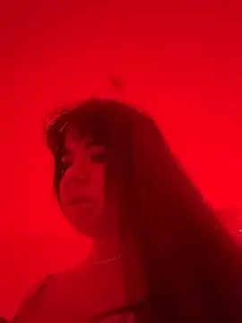 liina gu online show from 05.19.26