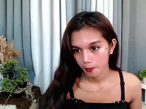 Snapshot of marie_castro chatting on 05.02.26 marie castro online show from 05.02.26