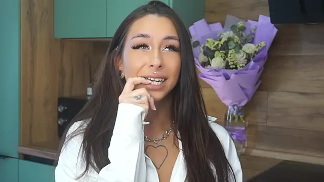 loseecontrol  online show from 04.22.26