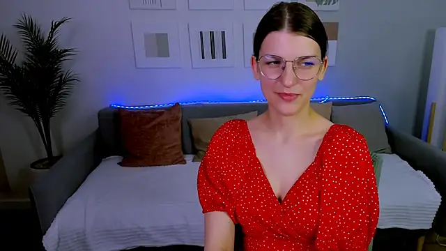 AnnaThorne online show from 04.22.26