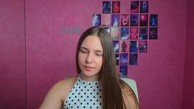 Snapshot of Kyara_ra chatting on 08.05.26 Kyara ra online show from 08.05.26