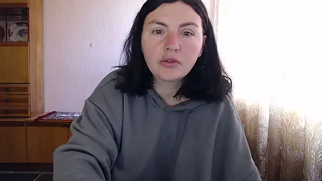 AlinaxJames online show from 05.04.26