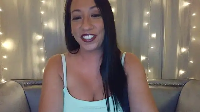Snapshot of CheyDoll chatting on 06.14.26 CheyDoll online show from 06.14.26