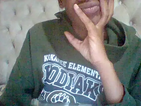 Snapshot of koketsochauke739 chatting on 05.11.26 koketsochauke739 online show from 05.11.26
