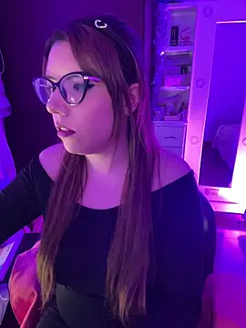 AliceMtz online show from 06.16.26