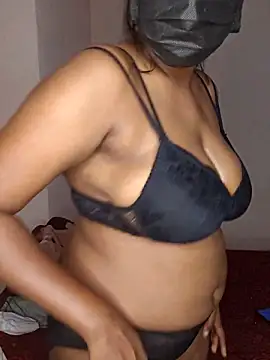 brownbeautyAnu0 online show from 04.18.26