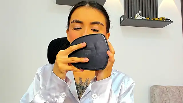 isabella hv online show from 07.20.26
