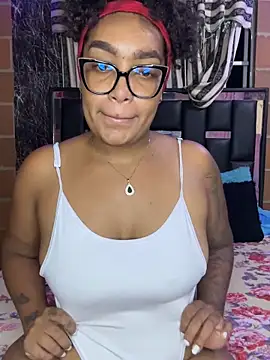  Piel Canela online show from 05.02.26