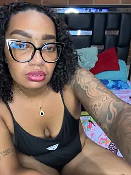  Piel Canela online show from 05.09.26