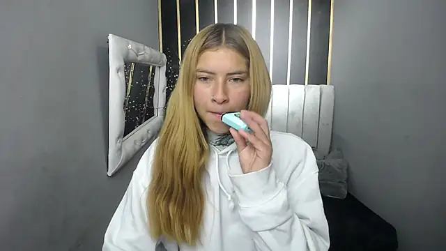 nancy blonde online show from 05.15.26