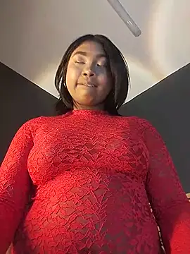 Snapshot of Chloe_LaurentXXX chatting on 05.28.26 Chloe LaurentXXX online show from 05.28.26