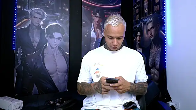 Snapshot of damian_becker chatting on 05.25.26 damian becker online show from 05.25.26