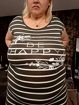 I amVeronicle online show from 04.30.26