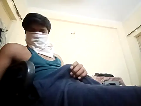 Snapshot of gajodhar20 chatting on 05.10.26 gajodhar20 online show from 05.10.26