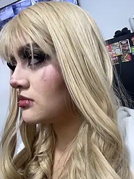 Snapshot of lya_nekko_ chatting on 05.30.26 lya nekko online show from 05.30.26