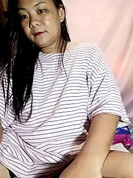 Snapshot of eljhenx chatting on 07.28.26 eljhenx online show from 07.28.26