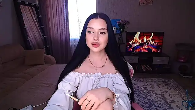 yoursLina online show from 05.17.26
