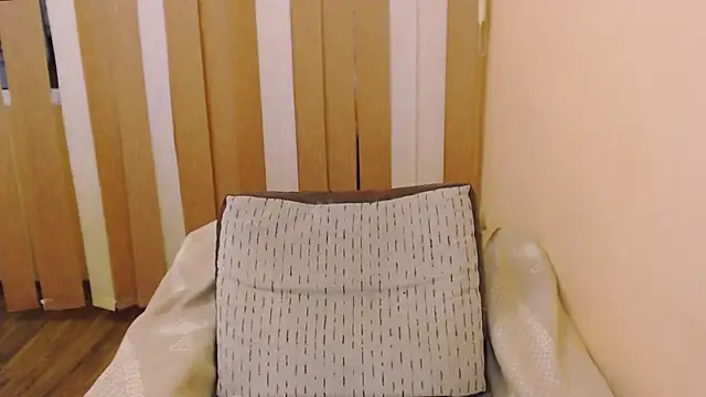 Snapshot of QuuenOfSin chatting on 03.13.25 QuuenOfSin online show from 03.13.25