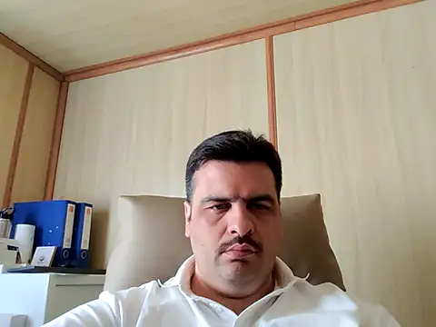 office-man online show from 04.20.26