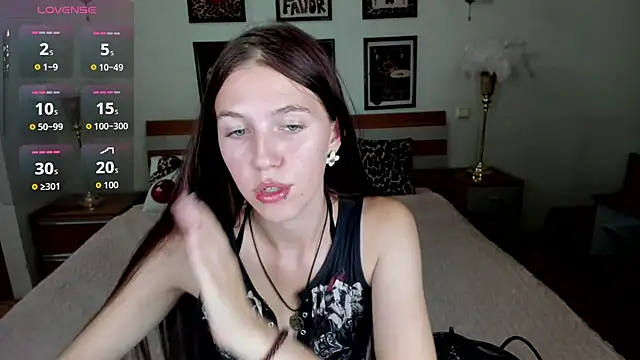 Snapshot of MaryRapunzel chatting on 07.13.26 MaryRapunzel online show from 07.13.26
