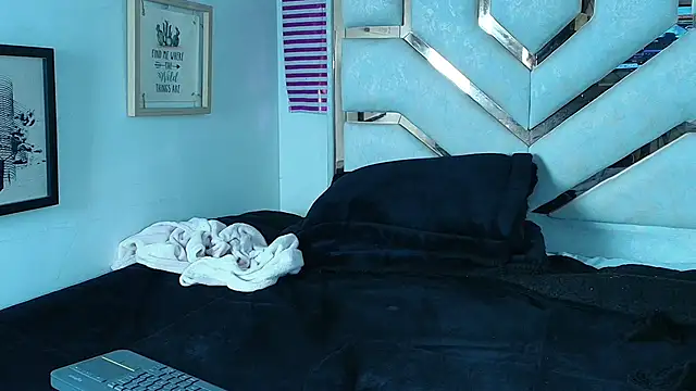 Milf vero online show from 04.30.26