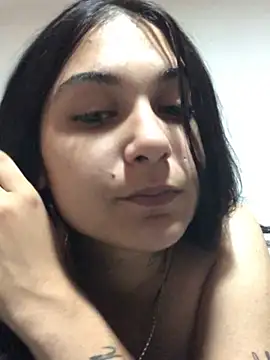 Snapshot of amira1348 chatting on 07.26.26 amira1348 online show from 07.26.26