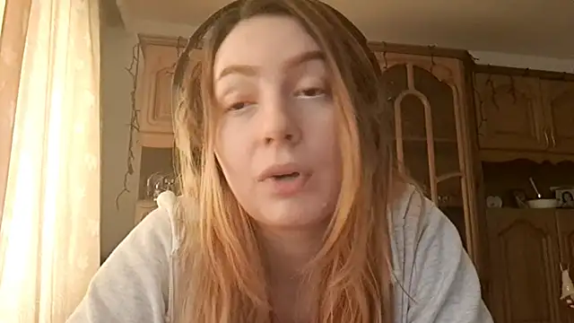Snapshot of LubaGiovanni chatting on 04.24.26 LubaGiovanni online show from 04.24.26