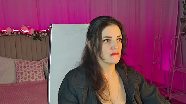 Snapshot of AureliaVane chatting on 05.15.26 AureliaVane online show from 05.15.26