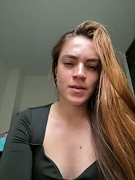 Snapshot of _EmmaDavis_ chatting on 06.05.26 EmmaDavis online show from 06.05.26
