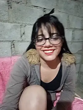 Snapshot of Dayii_sweet chatting on 05.27.26 Dayii sweet online show from 05.27.26