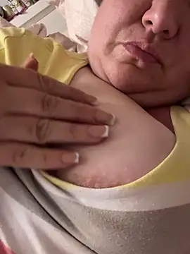 curvymilfmicha online show from 04.21.26