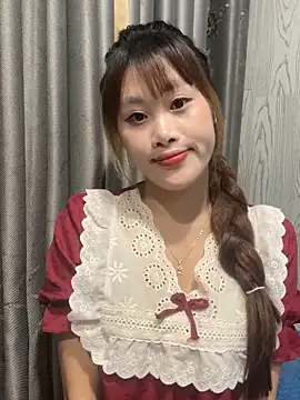 Ly-sexyy online show from 05.05.26