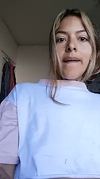 Snapshot of evafuckasd chatting on 05.20.26 evafuckasd online show from 05.20.26