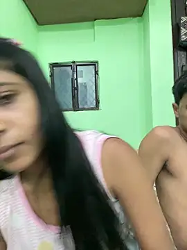 hot-couple-0 online show from 05.30.26