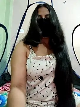 Snapshot of Priya_9945 chatting on 05.10.26 Priya 9945 online show from 05.10.26